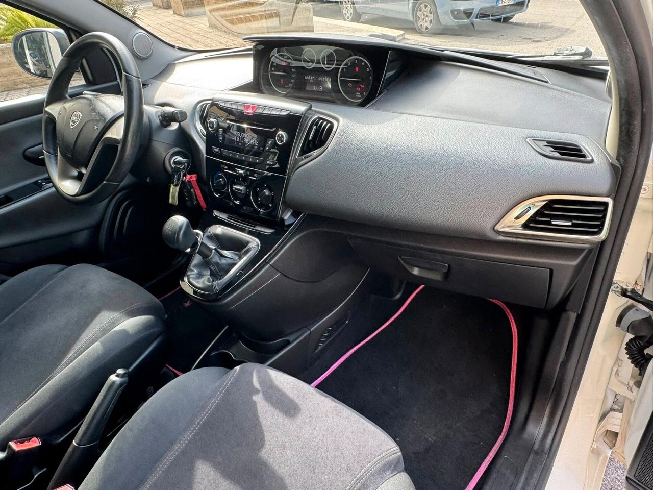 LANCIA YPSILON 1.2 BENZINA GOLD CERCHI PERFETTA