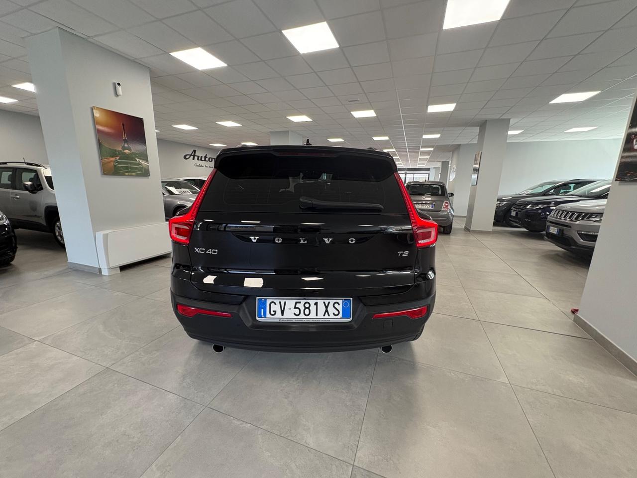Volvo XC40 T2 1.5 benzina 130cv 2021 km 34000
