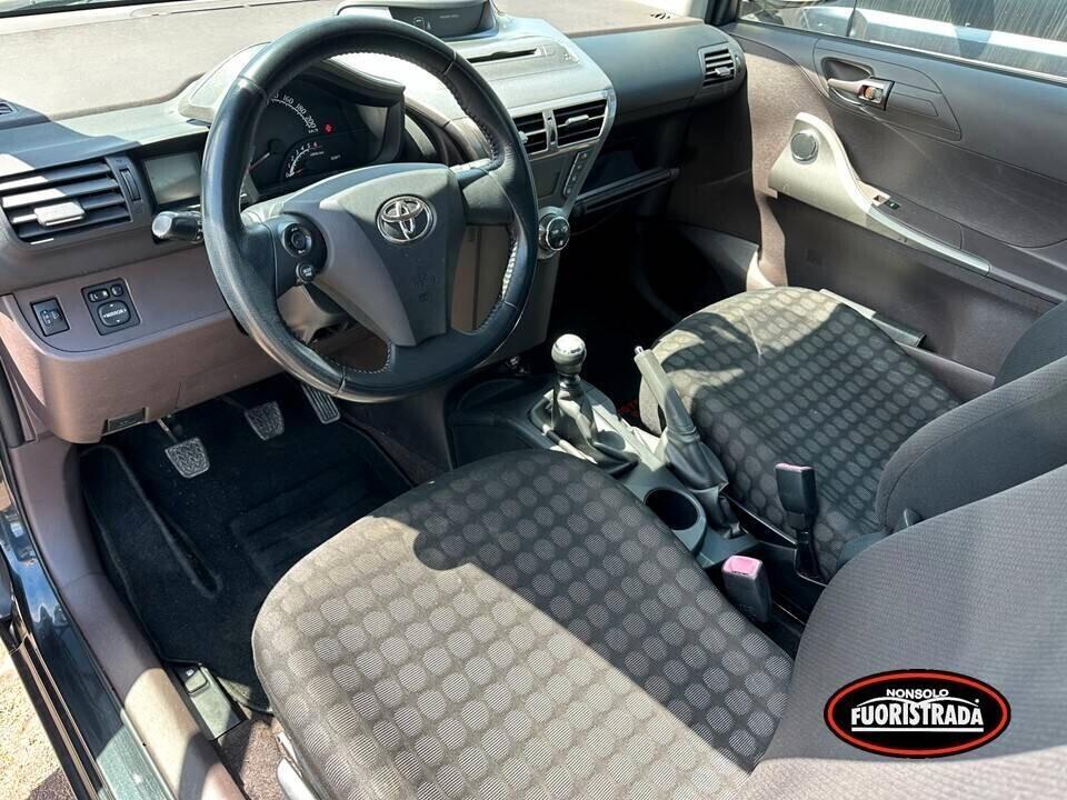 Toyota iQ Toyota iQ 1.4 D-4D