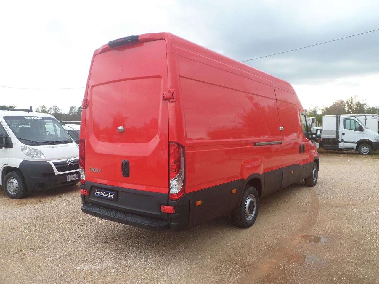 Iveco Daily 35s18 furgone maxi volume