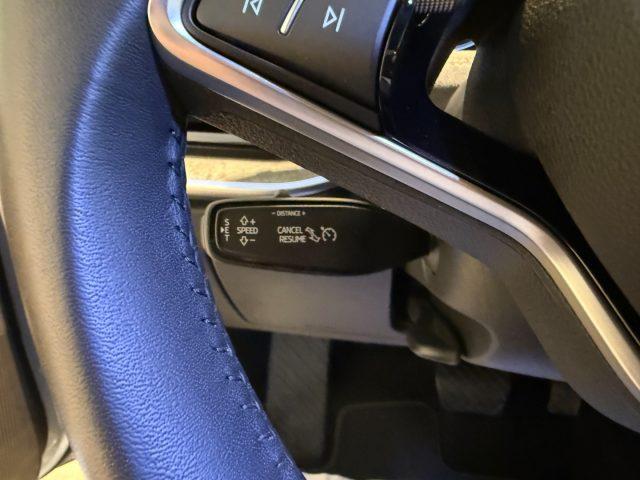 SKODA Superb 2.0 TDI DSG Wagon Style 360° Matrix Navi ACC