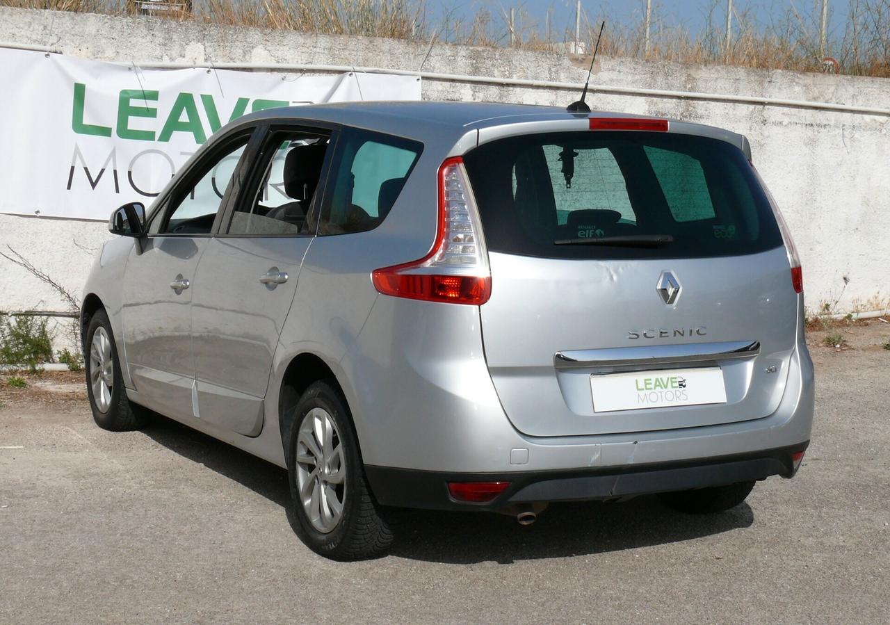 Renault Scenic 7 Posti (M1365)
