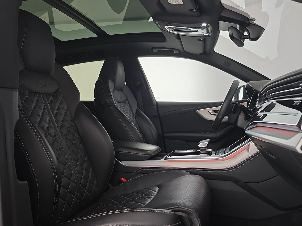 Audi Q8 55 3.0 tfsi mhev sport quattro tiptronic