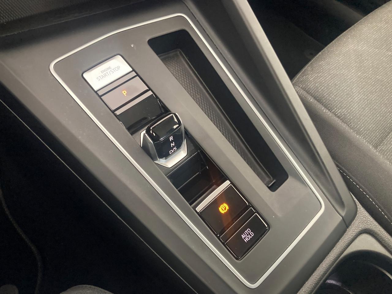 VOLKSWAGEN Golf Variant 1.0 etsi evo Life 110cv dsg
