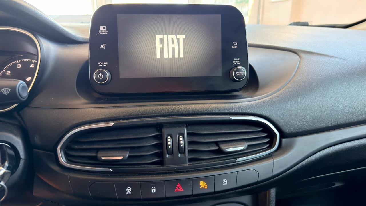 Fiat Tipo 1.6 Mjt S&S 5 porte City Cross