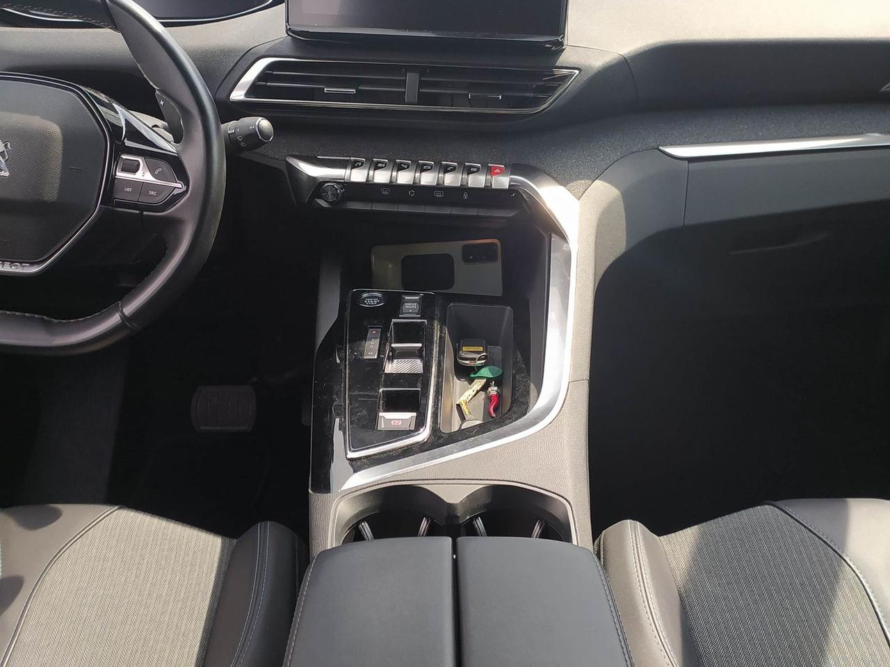 Peugeot 3008 Allure Pack 1.5 Blue HDI 130 #12056