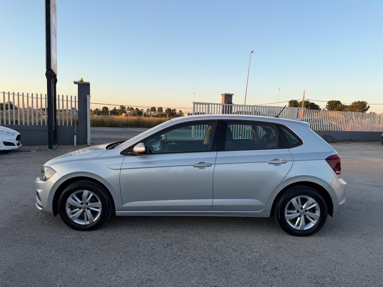 VOLKSWAGEN Polo 1.0 TGI 90CV 5P METANO FULL MY18