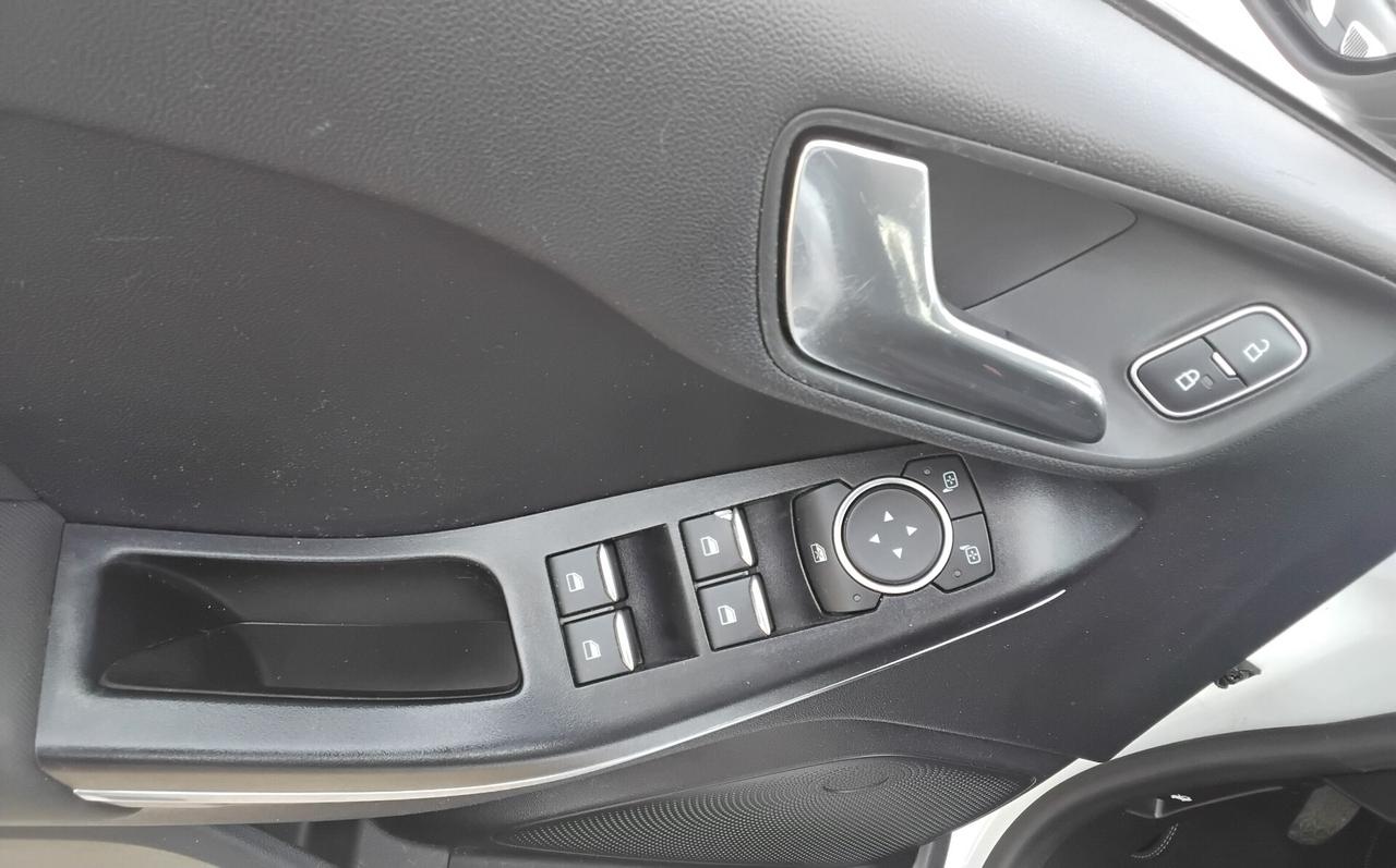 Ford Fiesta 1.5 TDCi 5 porte Titanium