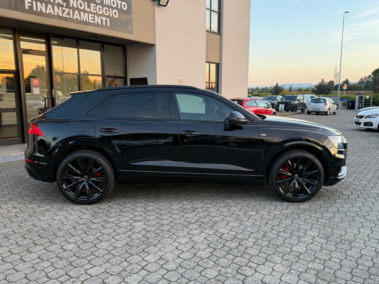 Audi Q8 50 TDI |AUDI EXCLUSIVE|CERCHI 23
