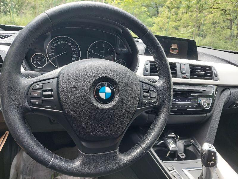 Bmw 320 320d Touring Sport gomme nuove tagliandata euro6b