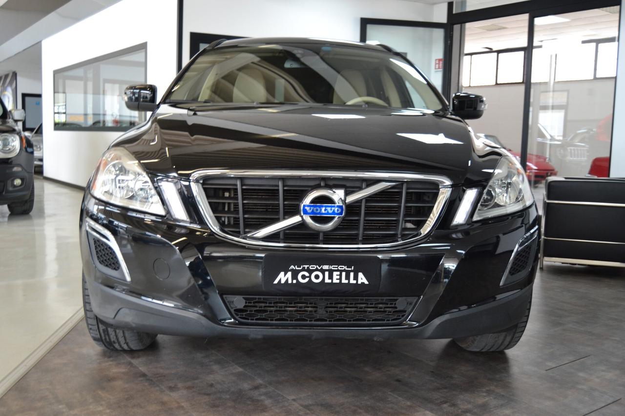Volvo XC60 2.0 D3 Momentum KMDOC/Fatture/Tagliandi