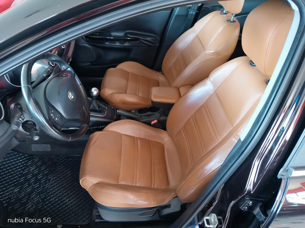 Alfa Romeo Giulietta 1.6 JTDm-2 105 CV Exclusive