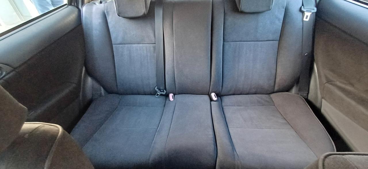 Alfa Romeo 147 1.9 JTD M-JET 16V 5 porte Dist.