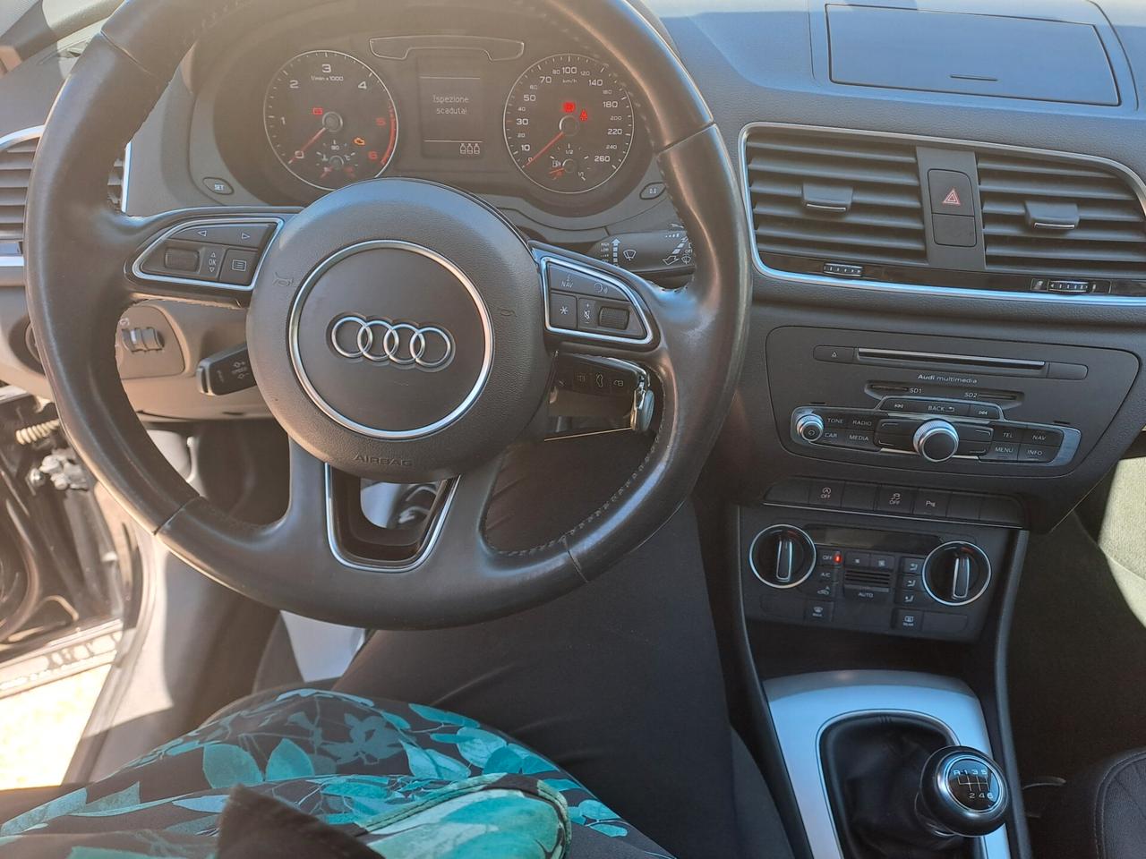 Audi Q3 2.0 TDI 120 CV Business