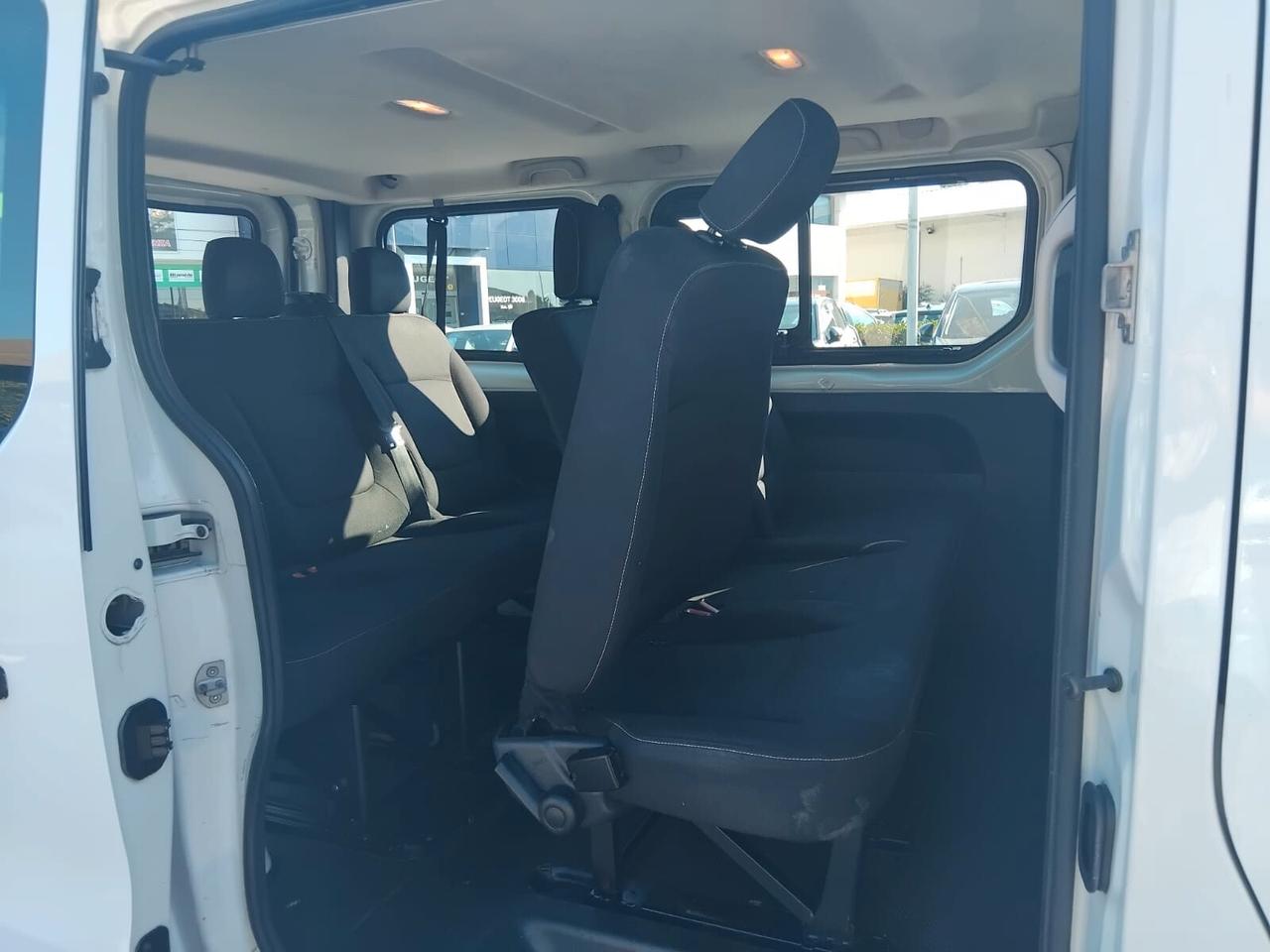 9 POSTI - Renault Trafic 1.6 dCi 125CV Intens – GARANZIA 12 MESI – FINANZIABILE!