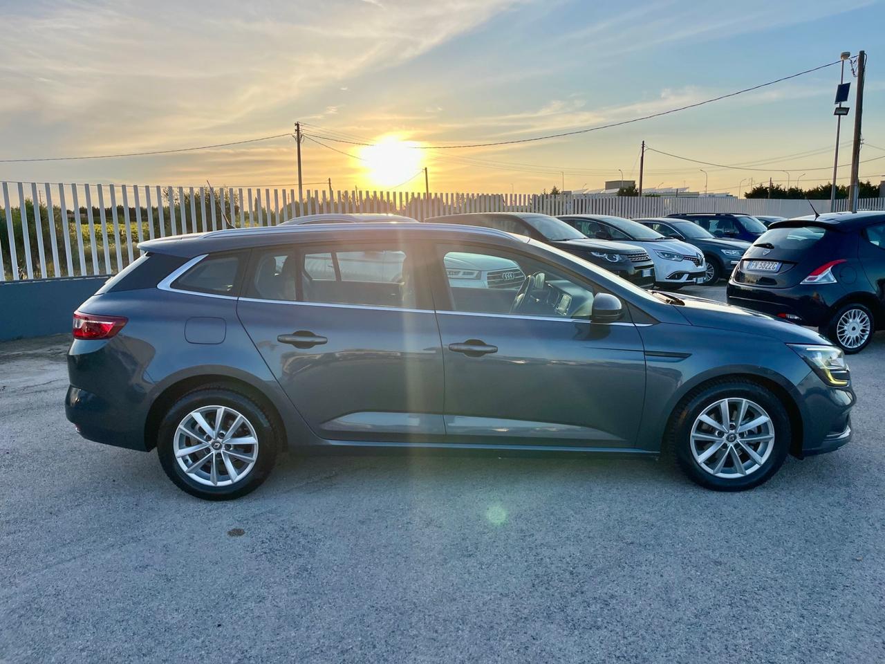 RENAULT MEGANE 1.5 DCI SW 110C. EDC FULL LED MY18