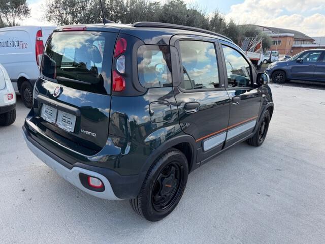 Fiat Panda Cross 1.0 FireFly S&S Hybrid GARMIN