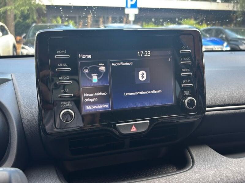 Toyota Yaris Hybrid Trend MY22