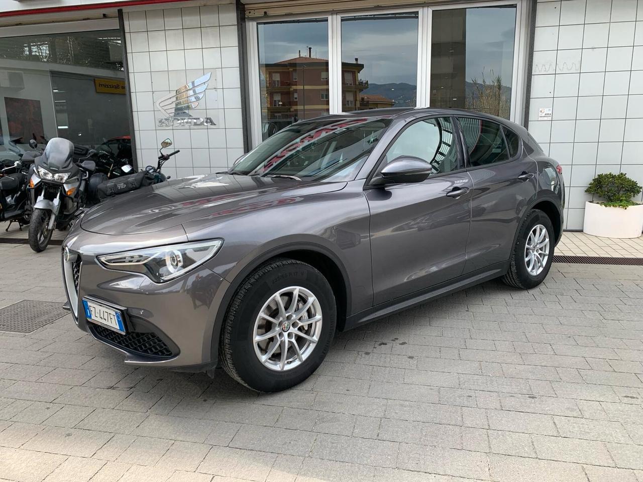 Alfa Romeo Stelvio 2.2 Turbodiesel 190 CV AT8 Q4 Business