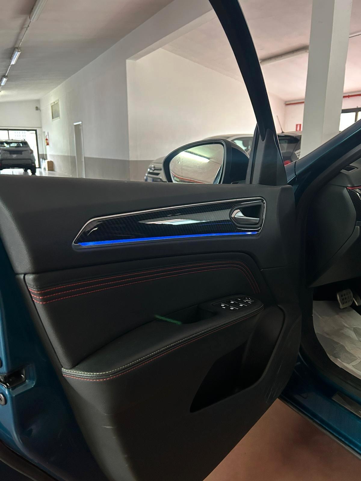 Renault Arkana Hybrid E-Tech 145 CV R.S. Line