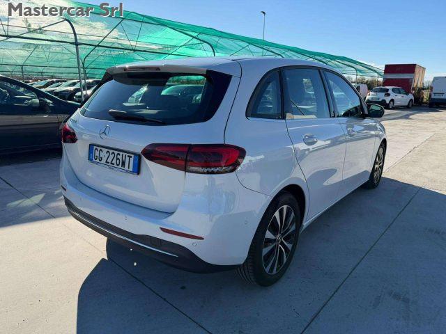 MERCEDES-BENZ B 180 D 116cv Auto Business Extra - GG226WT