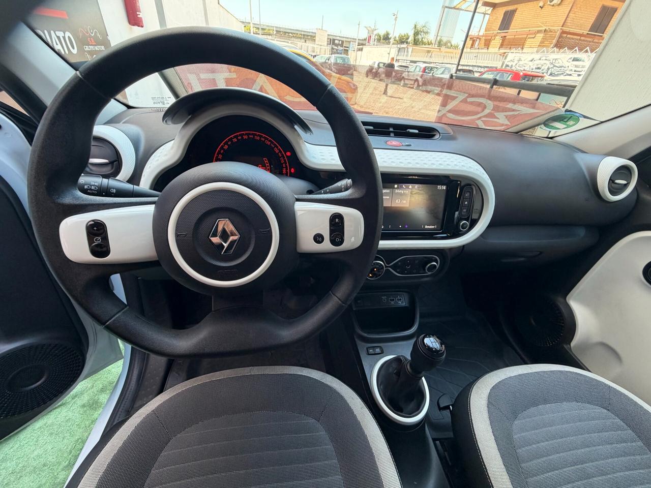 Renault Twingo 2024 1.0 65 CV FULL OPTION. LEGGI TUTTO!!!