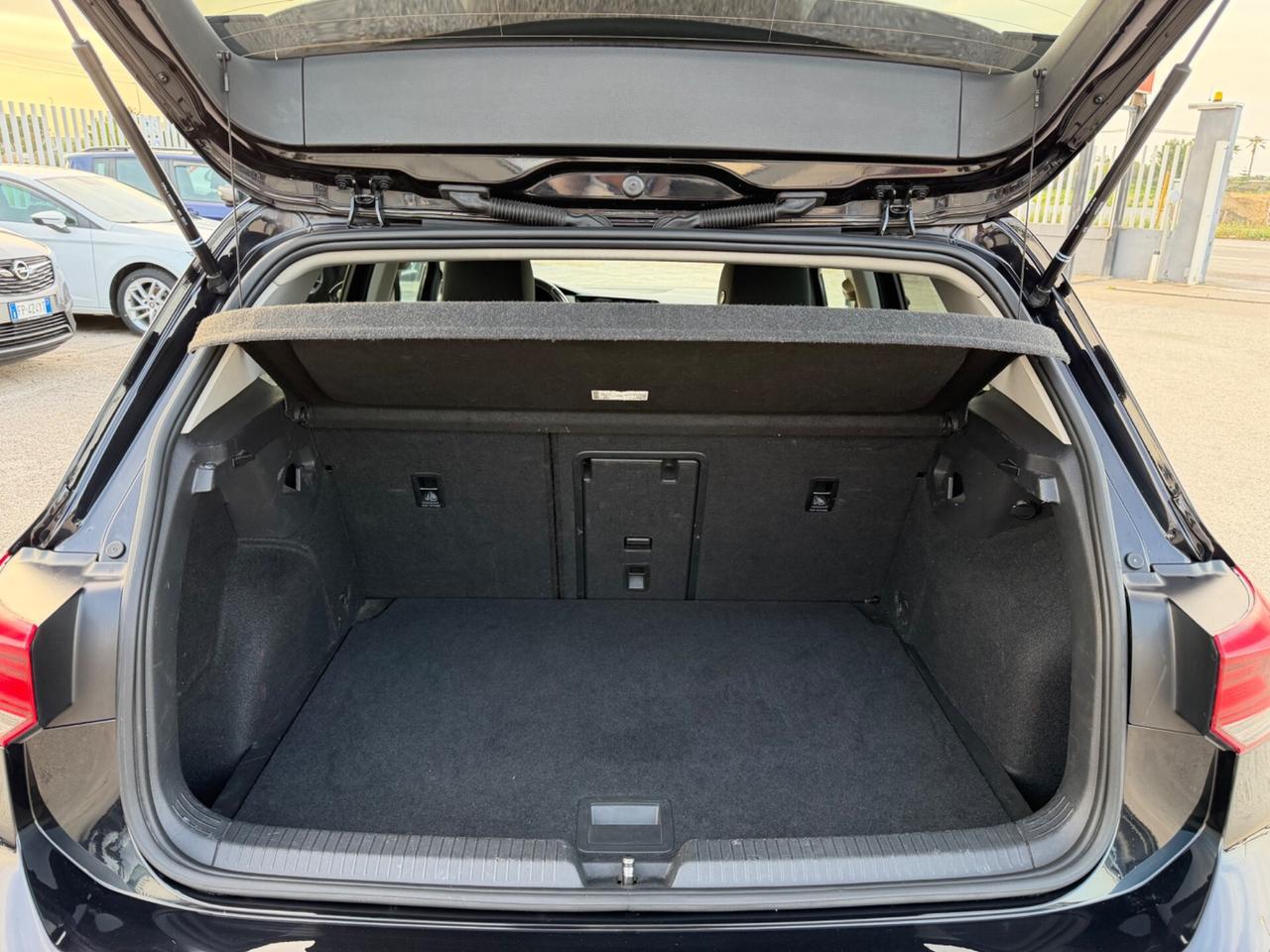 VOLKSWAGEN GOLF 2.0 TDI 115 CV DSG FULL LED MY22
