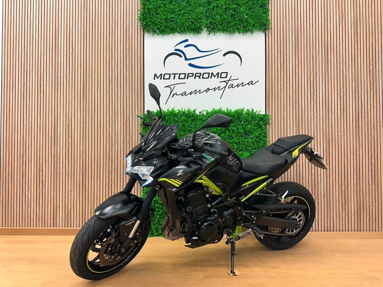 KAWASAKI Z900 Z 900 - 2021 AKRAPOVIC DA 129€ AL MESE