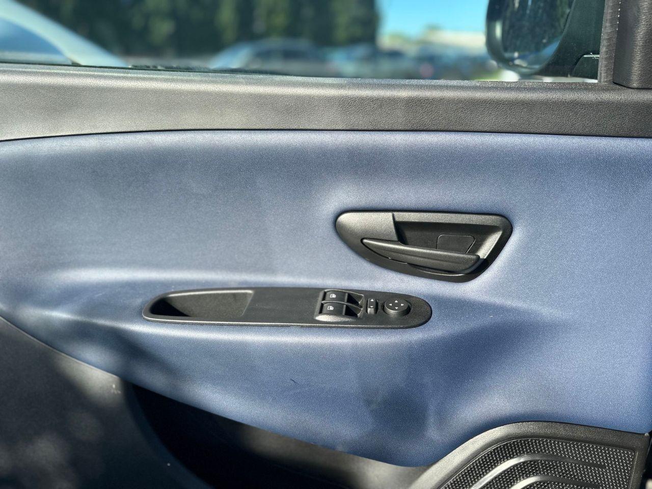 LANCIA Ypsilon III 2021 - Ypsilon 1.0 firefly hybrid Silver s&s 70cv