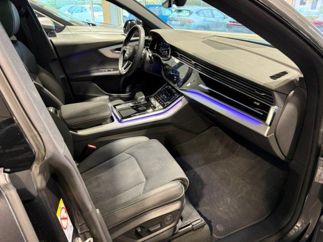 AUDI Q8 50 TDI 286 CV quattro S line edition Black Pack