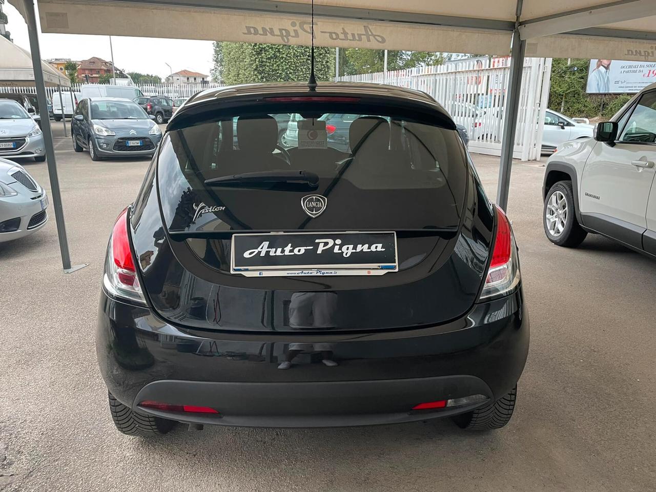 Lancia Ypsilon 1.3 MJT 16V 95 CV 5 porte S&S Silver