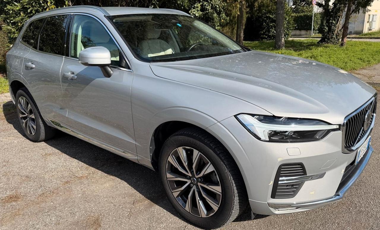 Volvo XC 60 XC60 B4 (d) AWD Geartr. Inscription Pilot Assist II