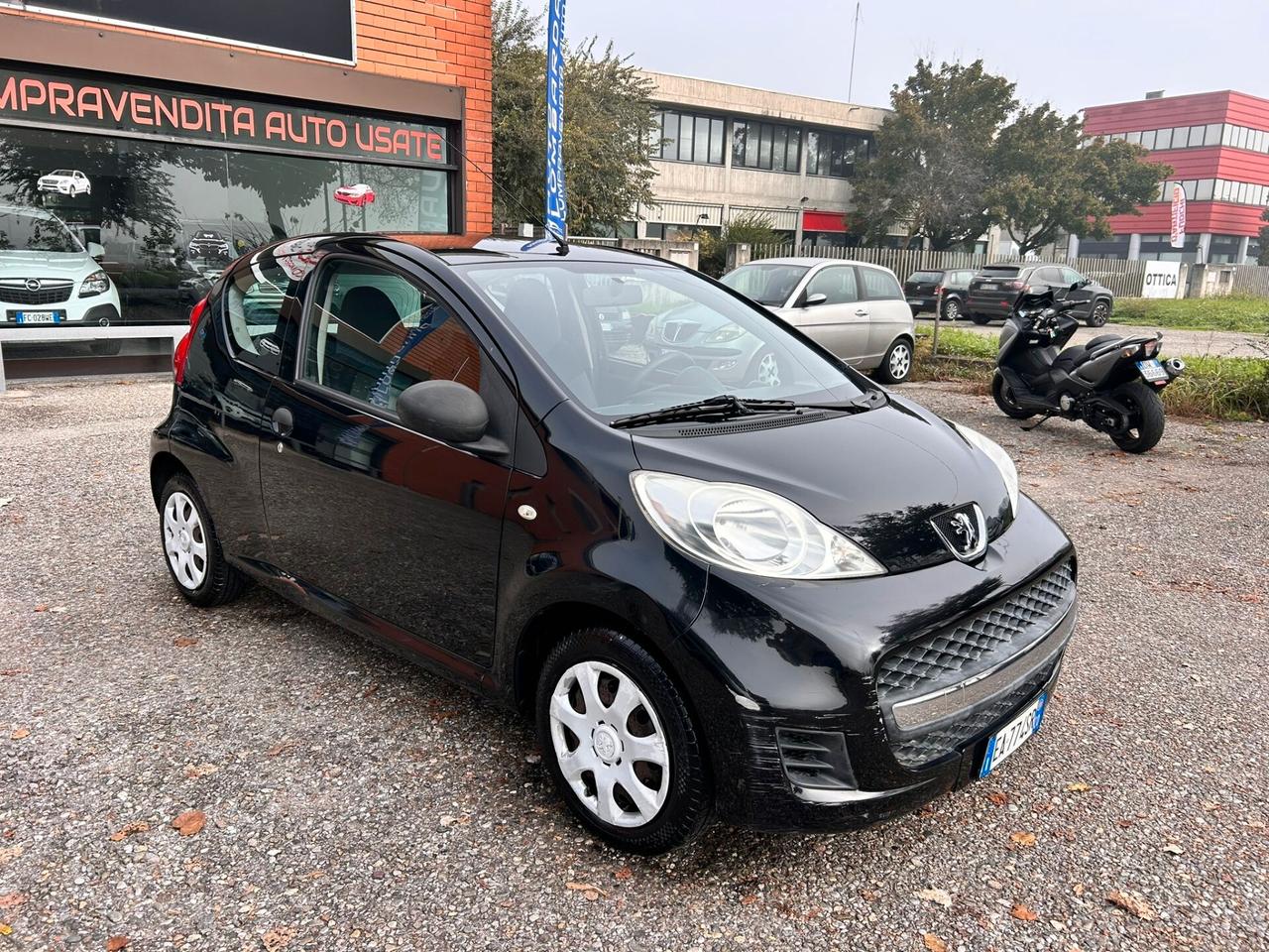 Peugeot 107 1.0 68CV 3p. Desir