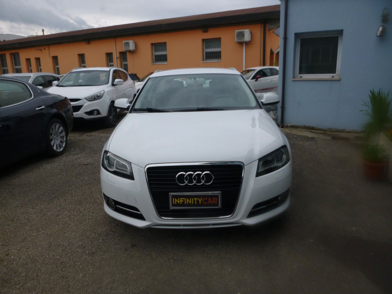 Audi A3 SPB 1.6 TDI 105 CV CR Ambition