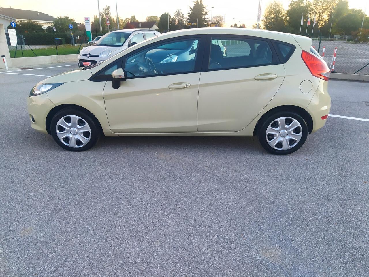 Ford Fiesta Fiesta+ 1.2 82CV 5 porte