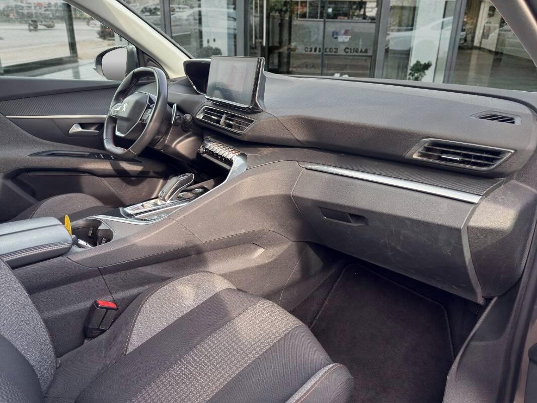 Peugeot 3008 II 1.5 bluehdi Active Business s&s 130cv eat8