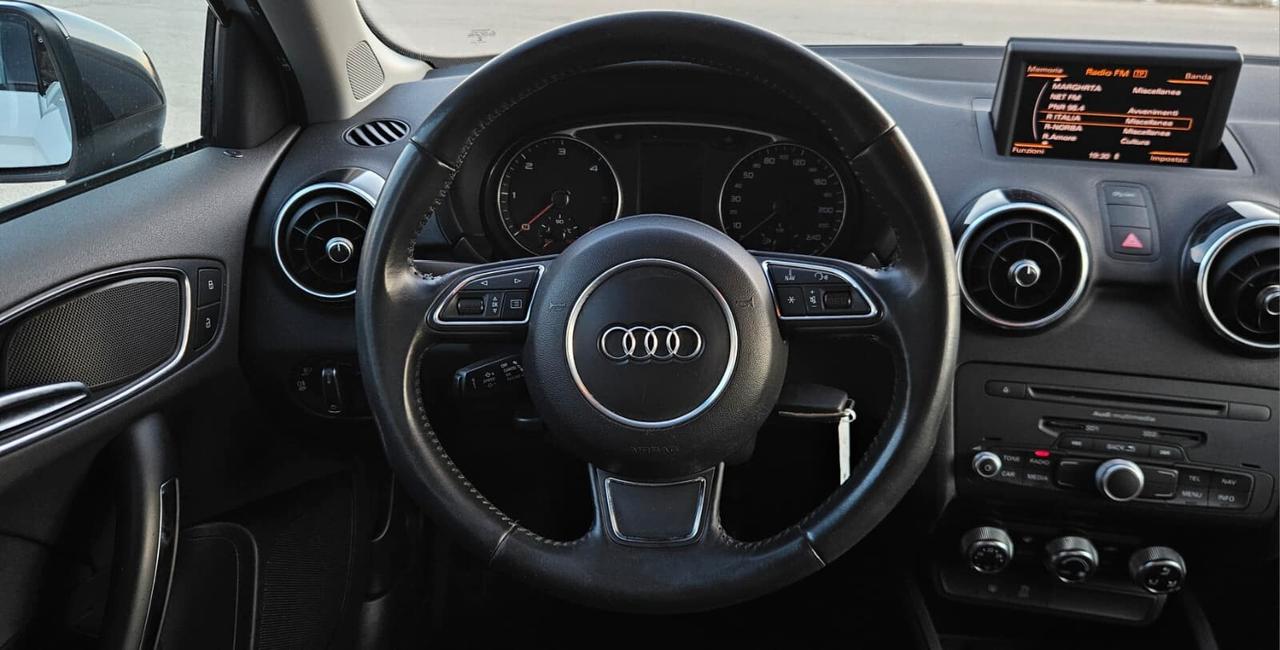 Audi A1 TDI 1.6 90CV Ambition
