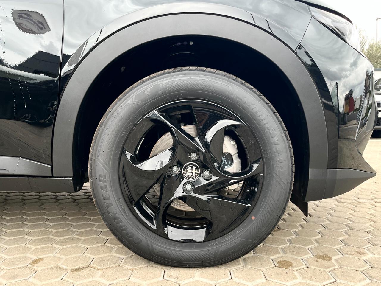 Alfa Romeo Junior 1.2 136 CV Hybrid eDCT6 Automatic