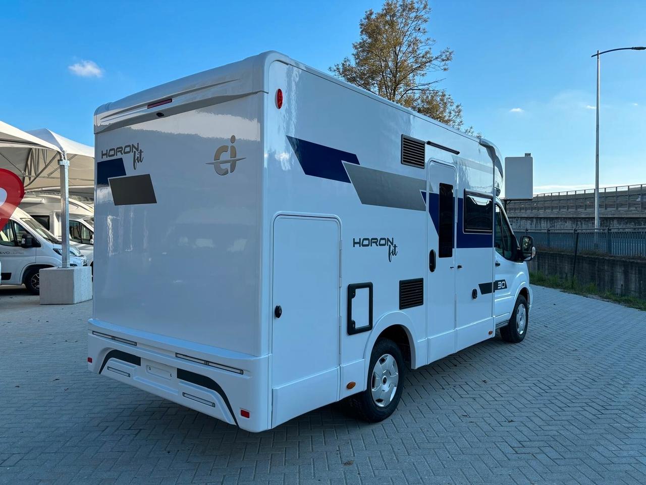 Ci International Horon 30 XT camper