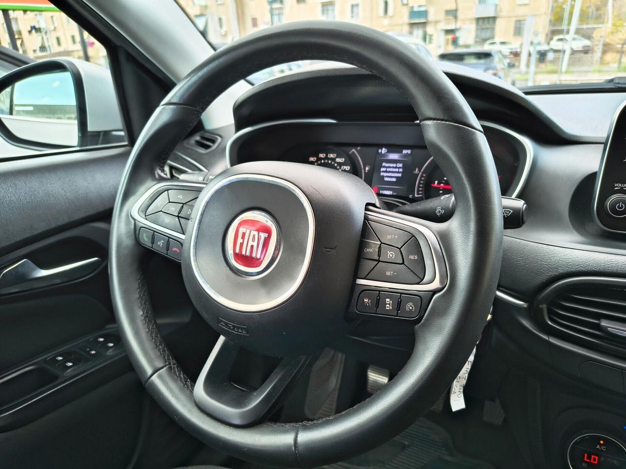 FIAT TIPO 1.6 DIESEL SOLO 115.000 KM LOUNGE 2019