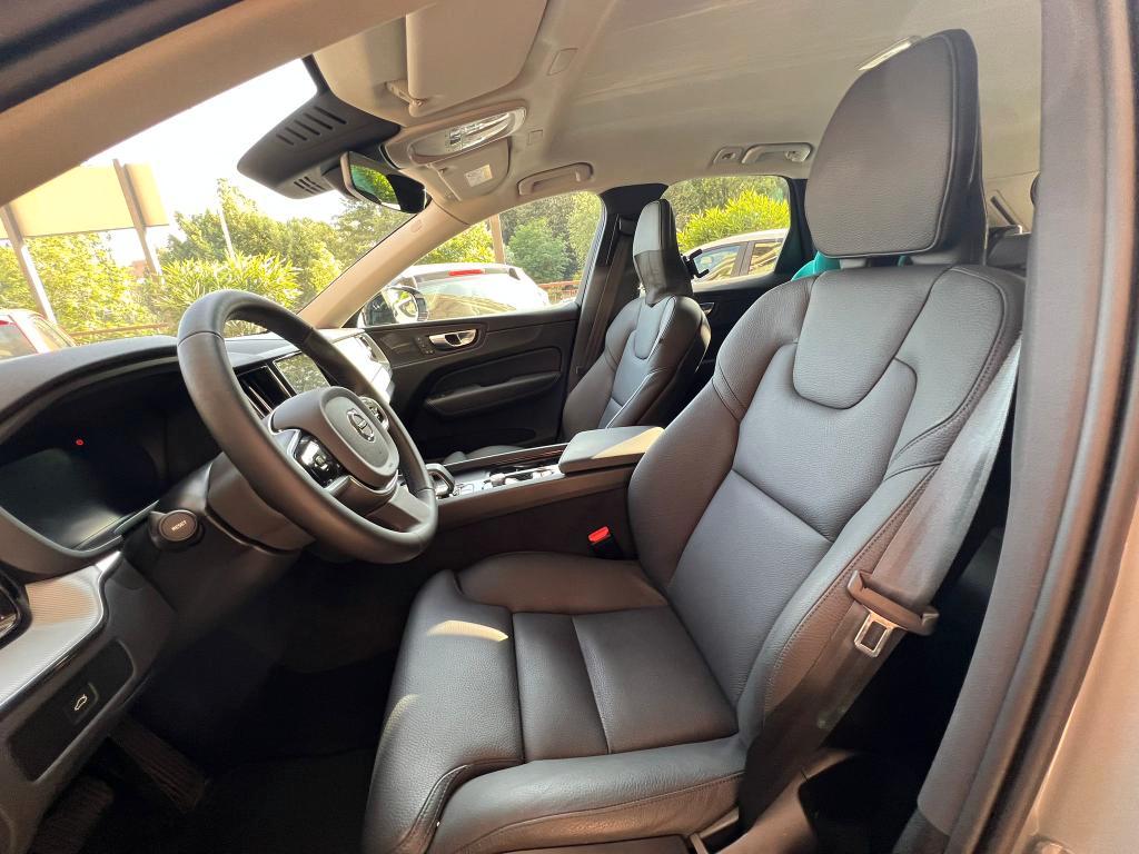 Volvo XC60 2.0 b4 Plus Dark auto