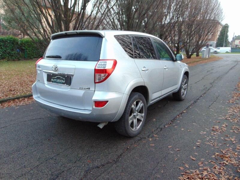 TOYOTA RAV4 3ª serie RAV4 Crossover 2.2 D-Cat ...