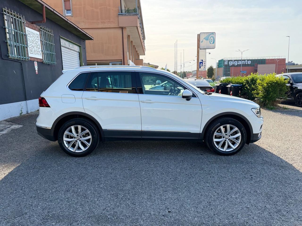 Volkswagen Tiguan Executive 2.0 TDI  #10873