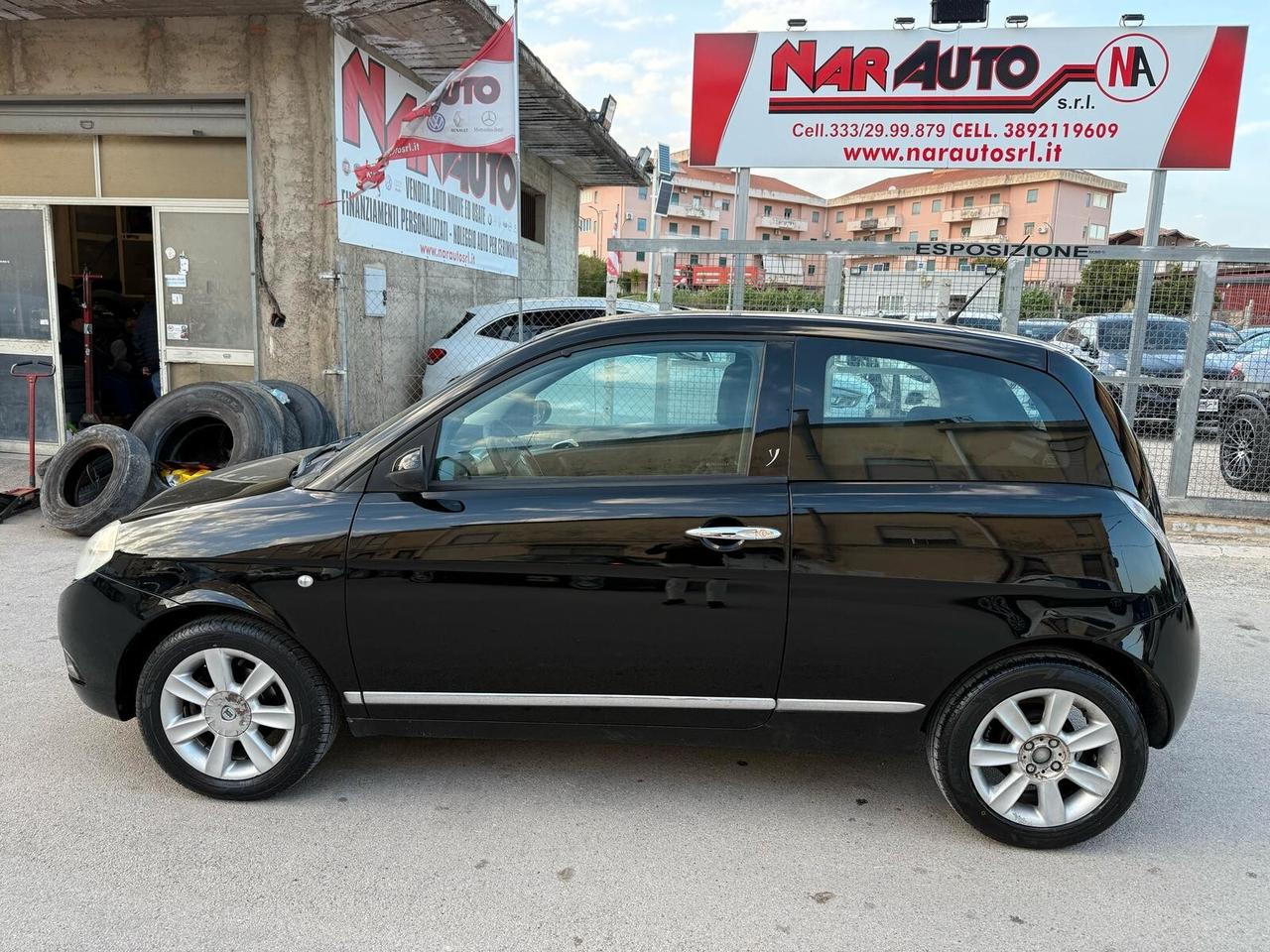 Lancia Ypsilon 1.3 MJT 90 CV Platino