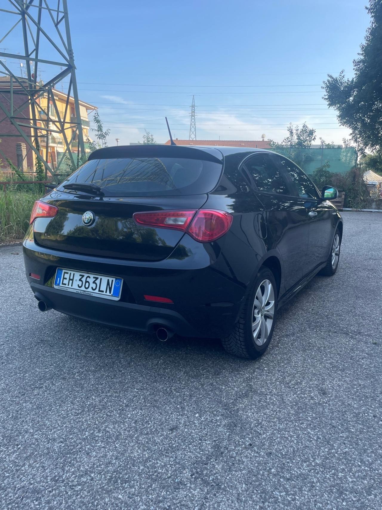 Alfa Romeo Giulietta 2.0 JTDm-2 140 CV Distinctive