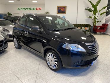 Lancia Ypsilon 1.2 69 CV 5 porte Silver