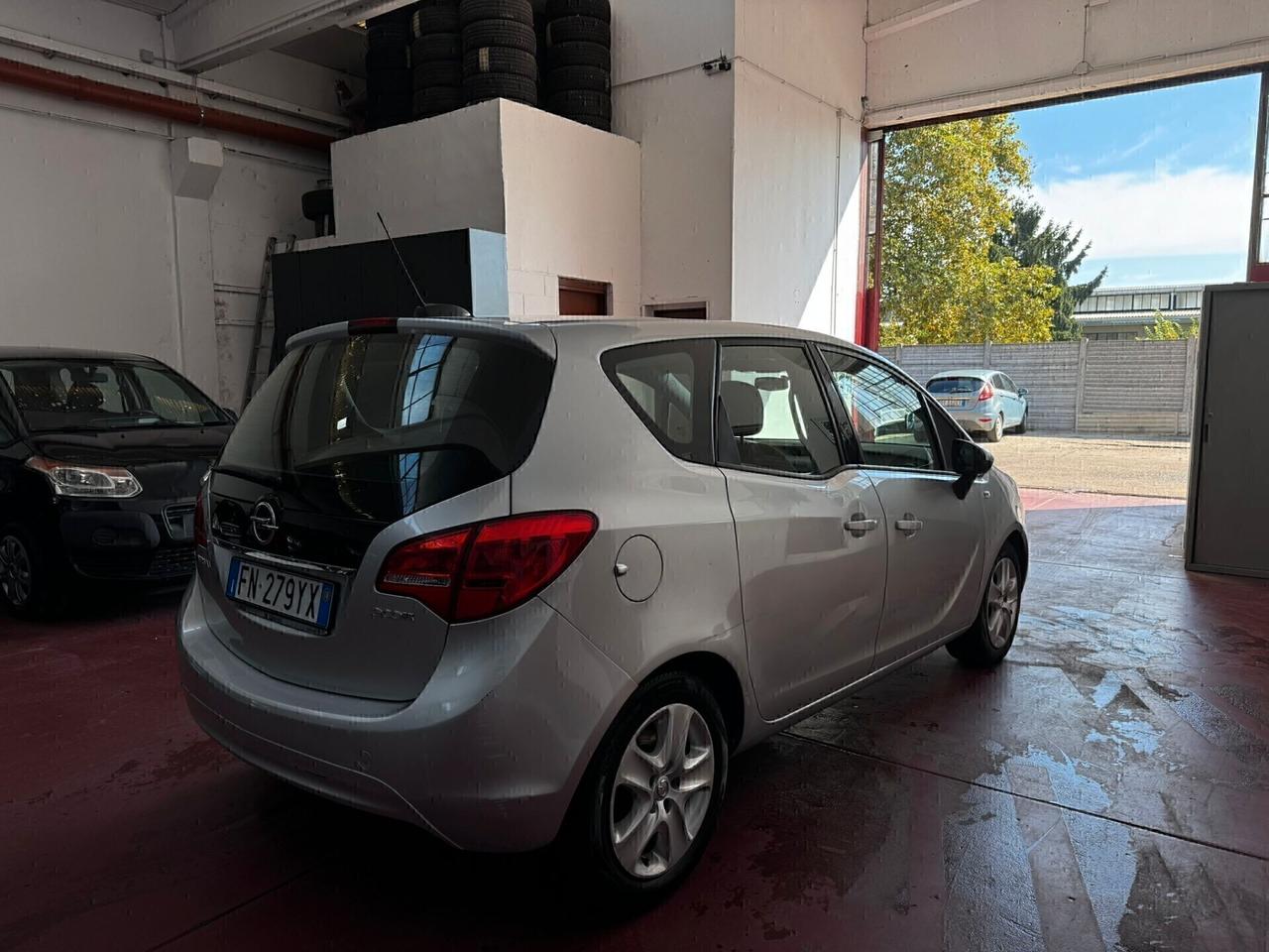 Opel Meriva 1.6 cdti STARTeSTOP COSMO NEOPAT e 6b può circolare dappertutto