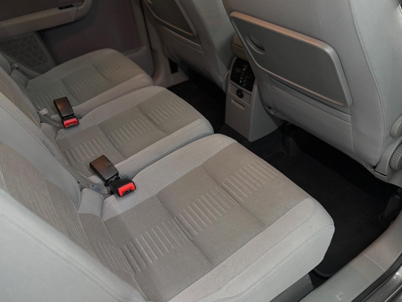 Volkswagen Touran 2.0 F DSG Highline