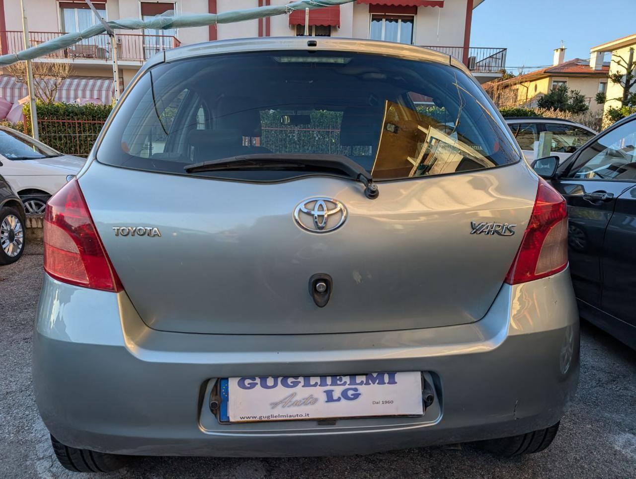 Toyota Yaris 1.3 5 porte Sol