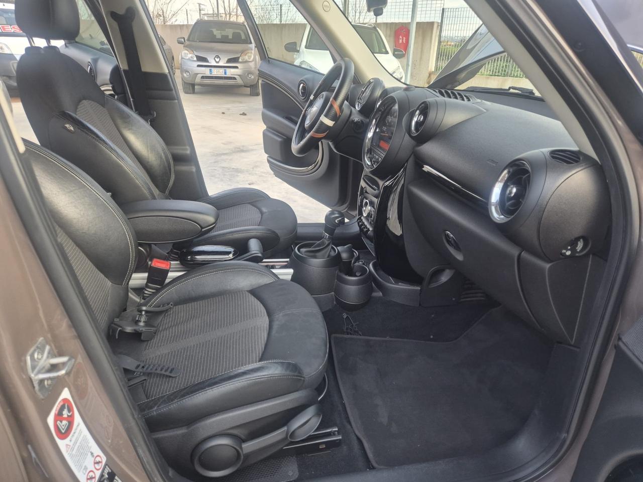 Mini Cooper D Countryman 2.0 Business Automatica